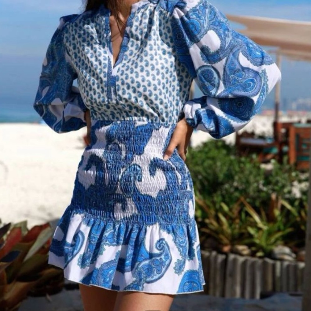 Beautiful dress!! Bought it and didnt fit🥲
